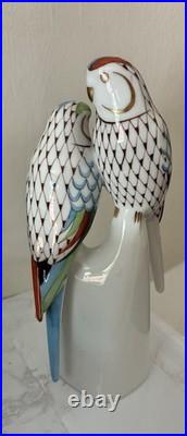 2 Hollohaza Hungary Hand Painted Porcelain Bird Figurines Fishnet Signed MPN 504