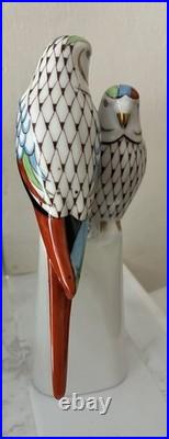 2 Hollohaza Hungary Hand Painted Porcelain Bird Figurines Fishnet Signed MPN 504