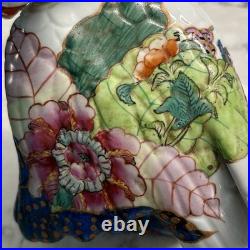 2 Vintage Chinese Porcelain Dove Bird Figurines with Tobacco Leaf Design