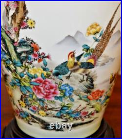 32 High End Chinese Porcelain Jingdezhen Vase Lamp Bird & Flower Table Lamp