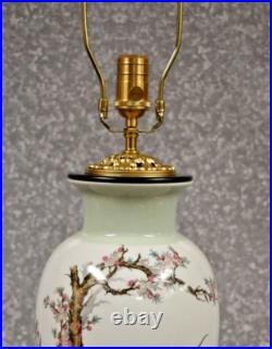 32 High End Chinese Porcelain Jingdezhen Vase Lamp Bird & Flower Table Lamp