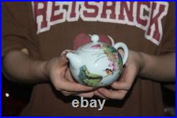 5.6 China wucai porcelain lotus bird Tea makers Tea Pot statue