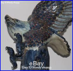 66cm Huge White Blue Porcelain Fengshui Fly Eagle Hawk Bird King Animal Statue