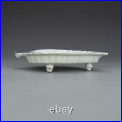 7.8 China Blue and White Porcelain Flower Bird Peach Heart Writing-brush Washer