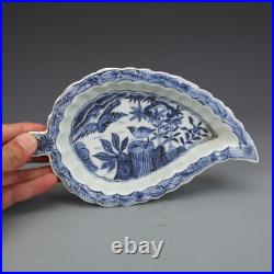 7.8 China Blue and White Porcelain Flower Bird Peach Heart Writing-brush Washer