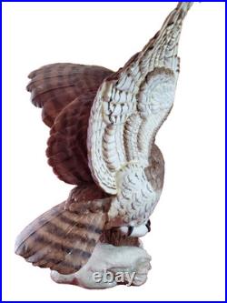 American Masters The GREAT HORNED OWL Porcelain Sculpture by Ronald J Logue 1977