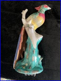 Andrea by Sadek 1 Parrot Bird Chinoiserie Porcelain Figurine & Piccadilly Bird