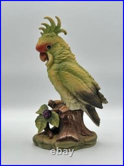 Andrea by Sadek Cockatoo Porcelain Figurine Pair 5959 Made in Japan 8.5 7.75