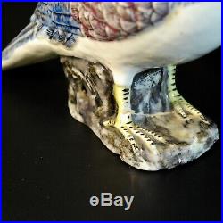Antique Chinese Export Porcelain Birds Pigeon Pair 19th Century Rare Beautiful
