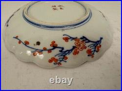 Antique Japanese Imari Porcelain Scalloped Plate with Bird & Foo Dog Decoration