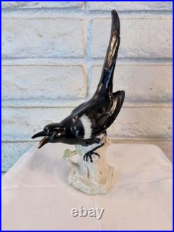 Antique Royal Vienna Magpie Porcelain Bird Figurine