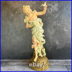 Antique Turn Wien Vienna Austria 4045 Porcelain Lady w Bird Crown Mark