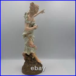Antique Turn Wien Vienna Austria 4045 Porcelain Lady w Bird Crown Mark