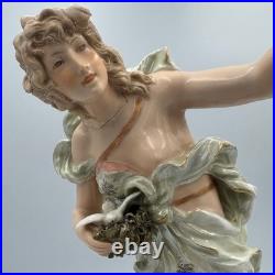 Antique Turn Wien Vienna Austria 4045 Porcelain Lady w Bird Crown Mark