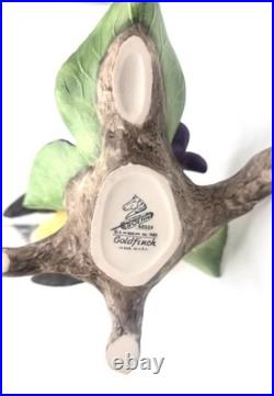 BEAUTIFUL BOEHM Porcelain Goldfinch w Violets #40326 Vintage Hand-Painted Bird