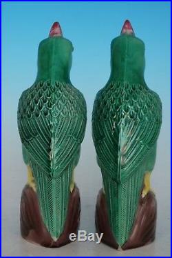 Beautiful Chinese A Pair Famille Rose Rare Porcelain Birds Statues