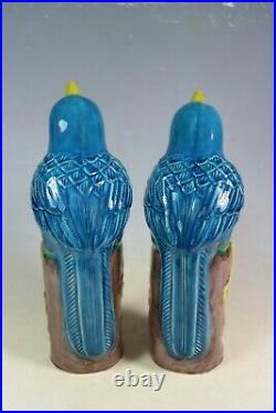 Beautiful Chinese blue glaze porcelain a pair birds