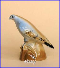 Beautiful Falcon Figurine Porcelain Statue Owl Animal Birds Painting Decorative