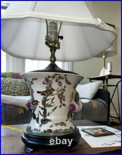 Beautiful Porcelain Songbirds Table Lamp, 13 Inches