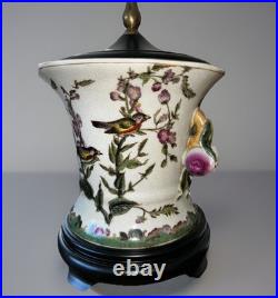 Beautiful Porcelain Songbirds Table Lamp, 13 Inches