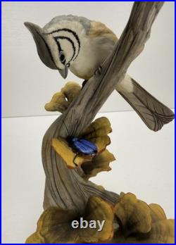 Boehm Bridled Tit Bird Porcelain Figurine 200-24 England Titmouse 9.75 Vintage