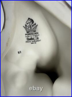 Boehm Bridled Tit Bird Porcelain Figurine 200-24 England Titmouse 9.75 Vintage