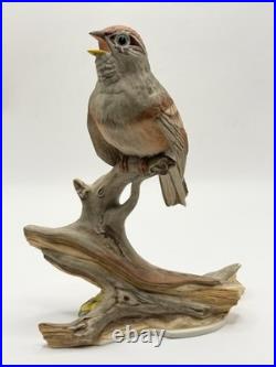 Boehm Porcelain Bird Figurine Tree Sparrow #468