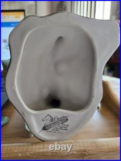 Boehm Porcelain Black Capped Chickadee 40195 Made in USA 1979-85 Vintage