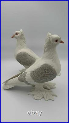 Boehm Porcelain Tumbler Pigeons Pair #416 USA Bisque 8.25 Gray White Birds
