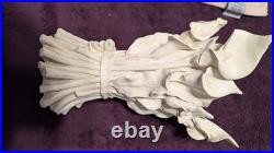 CAPODIMONTE! WHITE CALLA LILY BOUQUET DESIGN OF PORCELAIN. 6.5x5x15 EXQUISITE