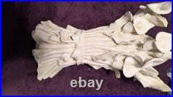 CAPODIMONTE! WHITE CALLA LILY BOUQUET DESIGN OF PORCELAIN. 6.5x5x15 EXQUISITE