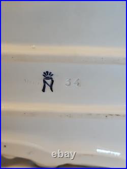 Capodimonte Porcelain Figurine Tramp on Bench Feeding Birds Large Size