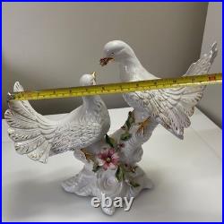 Capodimonte Porcelain Figurine White Gold Dove Love Birds Oro Zecchino 24k Italy