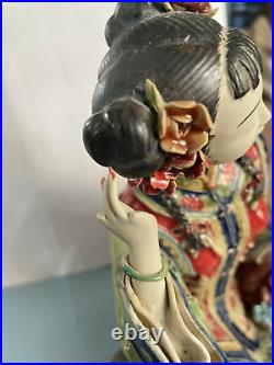 Ceramic Wucai Porcelain Pottery Figurine Geisha / Concubine Woman Bird Statue