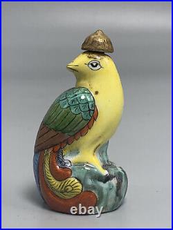 Chinese Porcelain HandPainted Exquisite Bird Statue Snuff Bottle 12595