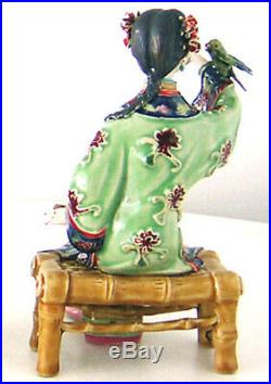 Chinese Pottery Wucai Porcelain Ceramic Oriental Lady Figurine Play Bird Statue