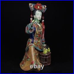 Chinese Pottery Wucai Porcelain Decoration Woman Ladies Girl Parrot Bird Statue