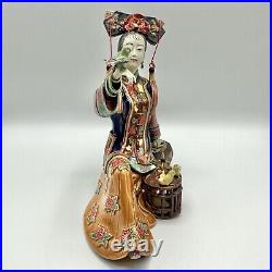 Chinese Shiwan Wucai Porcelain Ceramic Quing Dynasty Lady withBird & Chicks /cb