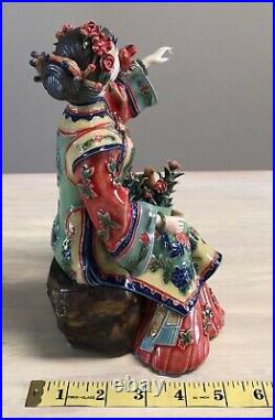 Chinese Wucai Porcelain Pottery Shi Wan Lady Feeding Birds Statue Vintage 1960