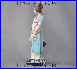 Chinese Wucai porcelain crane bird Anicnet classical belle girl Goddess statue