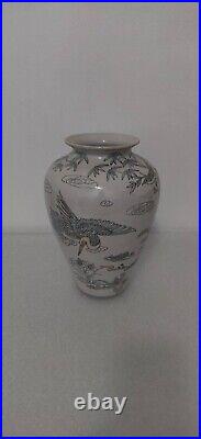 Chinese white porcelain ceramic vase jar pottery statue floral bird crane bamboo