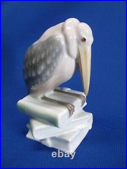 Early 1914 Goebel Mark Stork Pelican Sea Bird On Stack Of Books Figurine