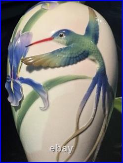 FRANZ Porcelain Long Tail Hummingbird Vase FZ00127