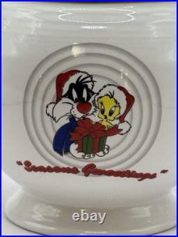 Fiesta Tweety Bird and Sylvester Seasons Greetings Christmas Tea Pot & Mugs