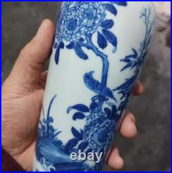 Fine Chinese Collectable Art Hand Blue White Porcelain Bird Vase