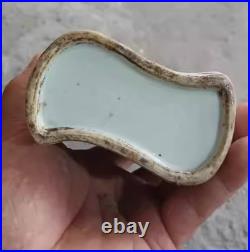 Fine Chinese Collectable Art Hand Famille Rose Porcelain Bird Brush Pot