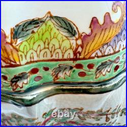 Ginger Jar Chinese Porcelain Swan Lid Crackle Glaze Birds Floral Decor Elegant
