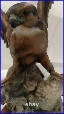 Giuseppe Armani Capodimonte Antique Porcelain Hawk Made In Italy