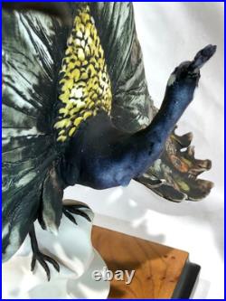 Giuseppe Armani Peacock Small 0720-S Porcelain Sculpture Italy 13.5 Tall & Box