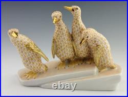 HEREND Excellent Penguins on Ice Butterscotch Fishnet Figurine